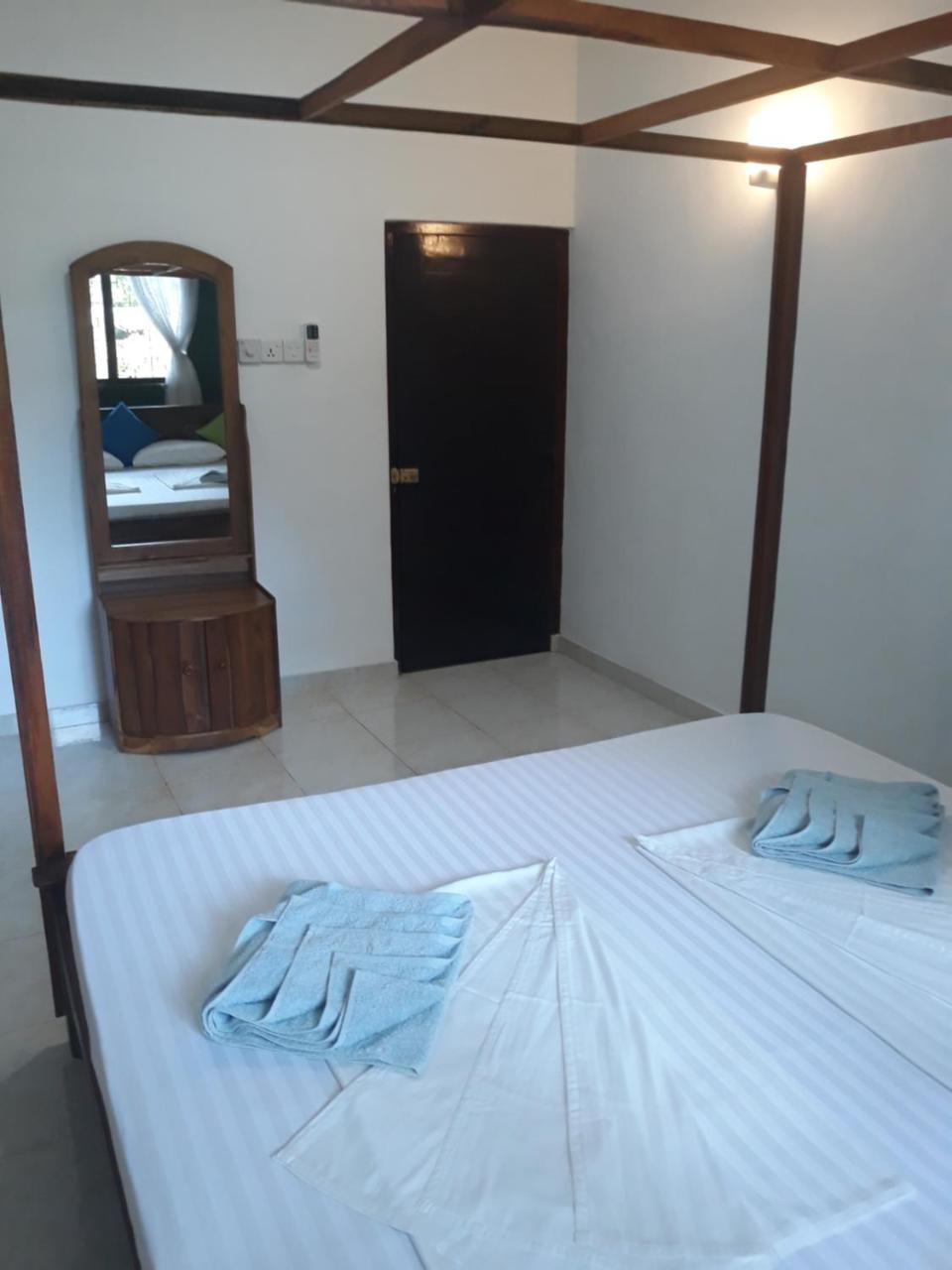 Coco Hostels - Weligama Eksteriør bilde